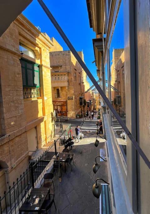 Heart Of Valletta - Apartment Luaran gambar